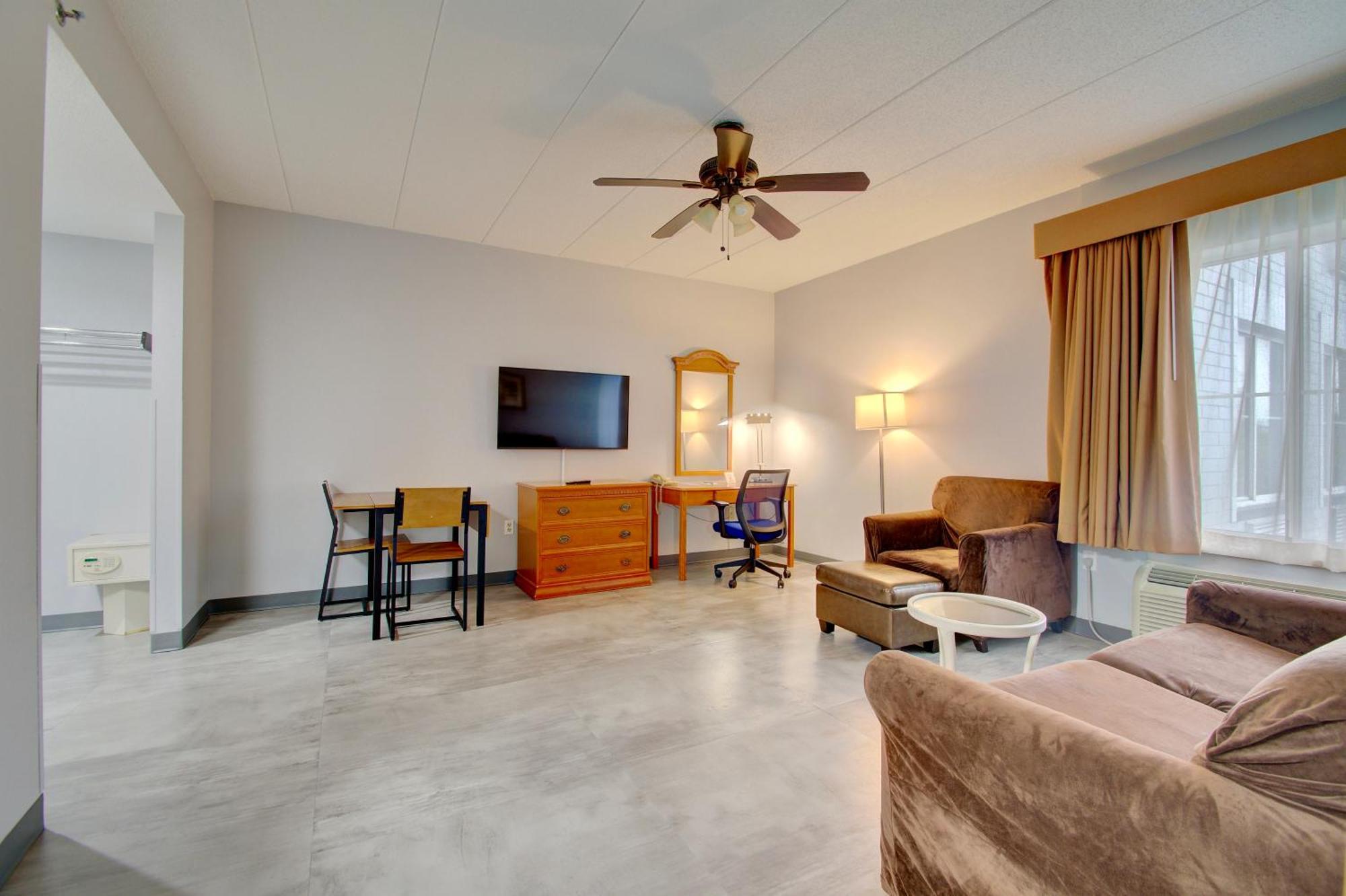 Quality Inn & Suites Cvg Airport Erlanger Exteriér fotografie