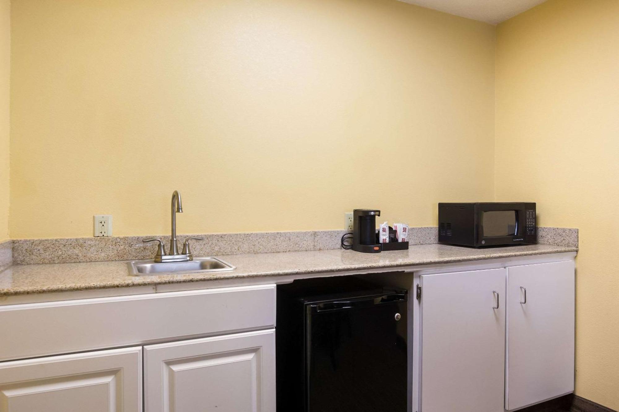 Quality Inn & Suites Cvg Airport Erlanger Exteriér fotografie