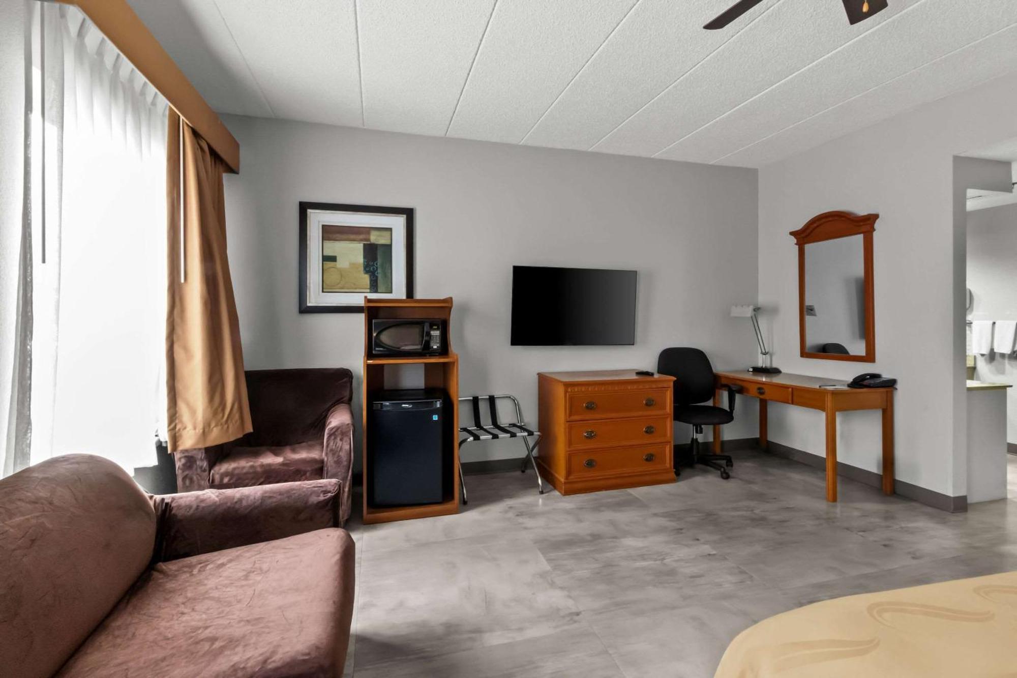 Quality Inn & Suites Cvg Airport Erlanger Exteriér fotografie