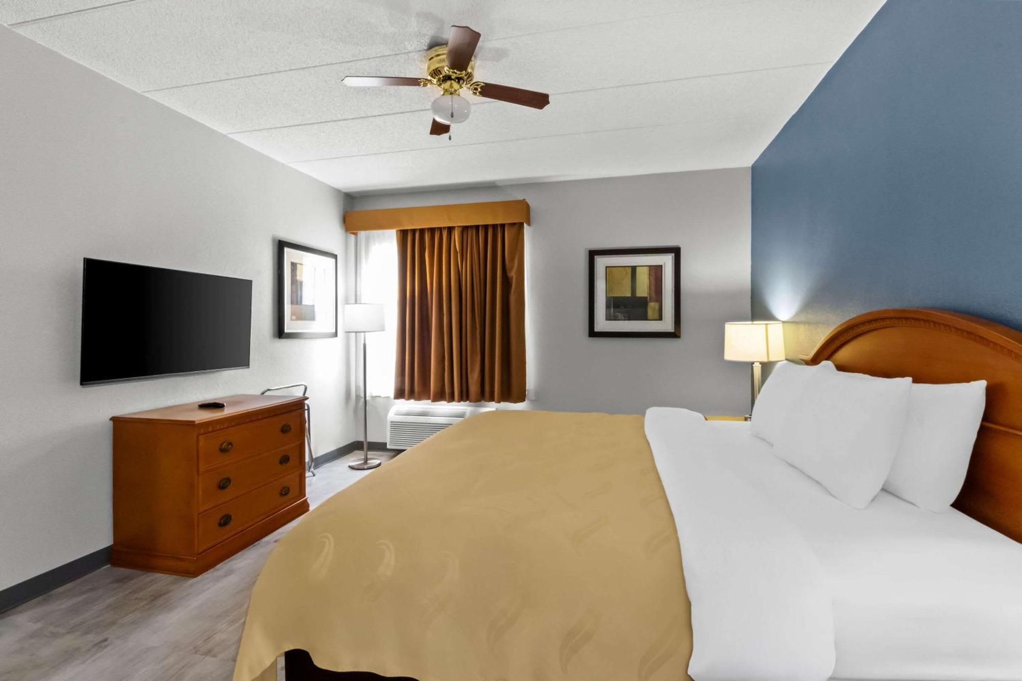 Quality Inn & Suites Cvg Airport Erlanger Exteriér fotografie