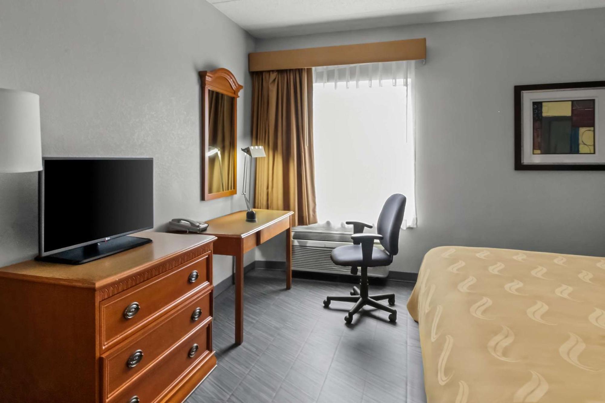 Quality Inn & Suites Cvg Airport Erlanger Exteriér fotografie